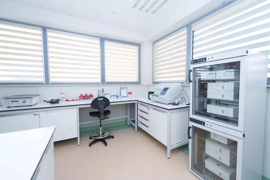 Medicininių baldų pasirinkimas - kaip išsirinkti tinkamą biuro įrangą?