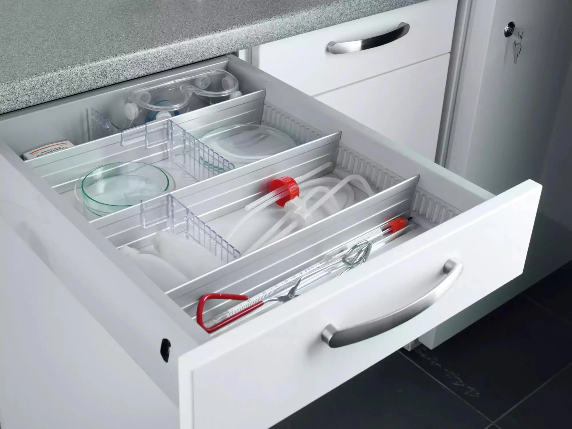 Pharmacy systems - NEW in Renggli's assortment