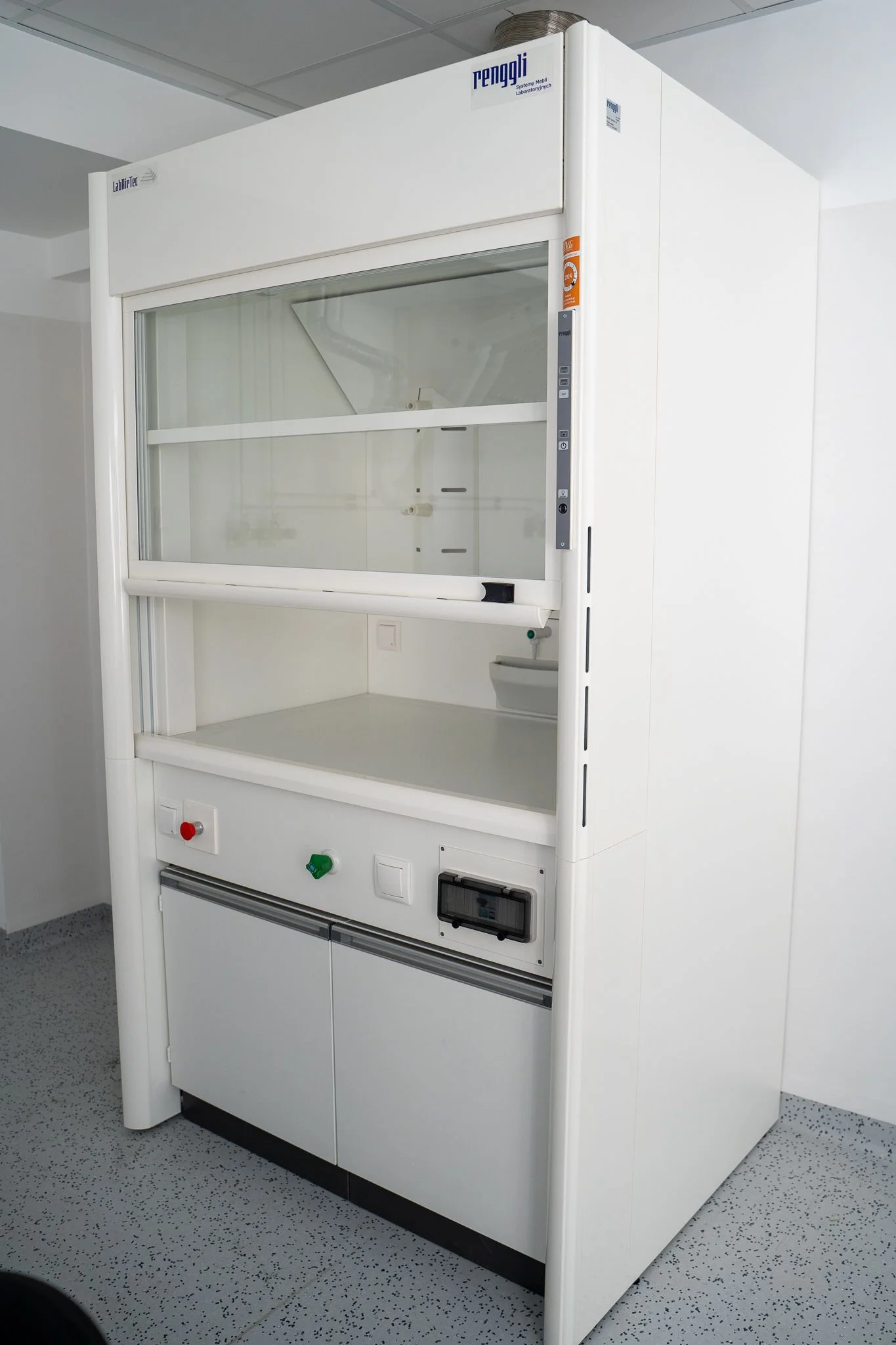 Medicinos universiteto laboratorinės patalpos, Białystok, vaizdas 3